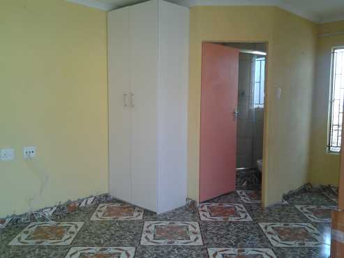 Bachelorroom to rent in Olievenhoutbosch ext 36Absa