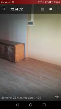 Bachelors on smallholdings Moloto Road