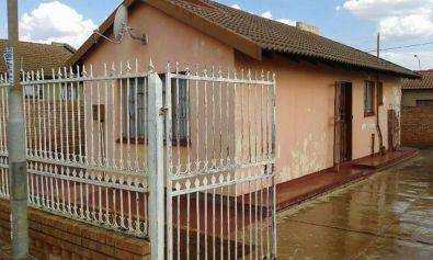 Baffa Zone House to Rent Mamelodi east