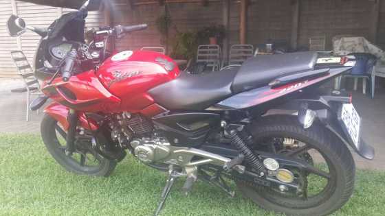 Baja Pulsar 220F 2012