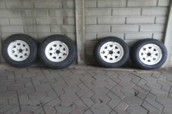 Bakkie Tyres And Rims For Toyota Or Taxi