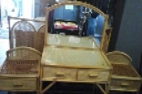 Bamboo dressing table with headboard  side