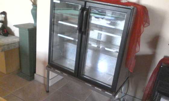 Bar fridge on stand