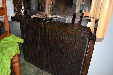 BAR WITH CHAIRS