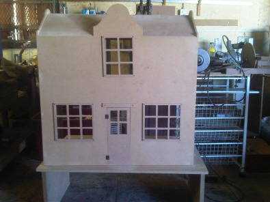 barbie dolls house (cape dutch)