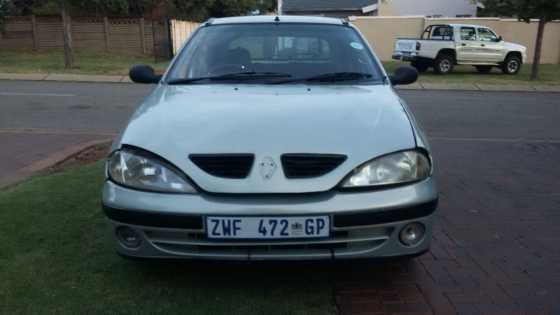 Bargain 2000 Renault megane 1.6 for sale