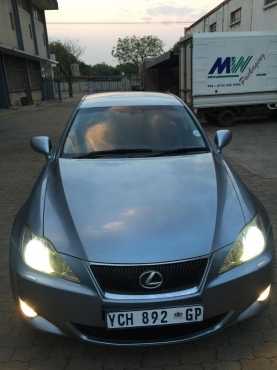 Bargain  Lexus is250 auto, petrol with reverse camera Very good condition, mechanically in good con