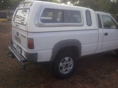 Bargain Tata Telcoline bakkie with canopy for sale