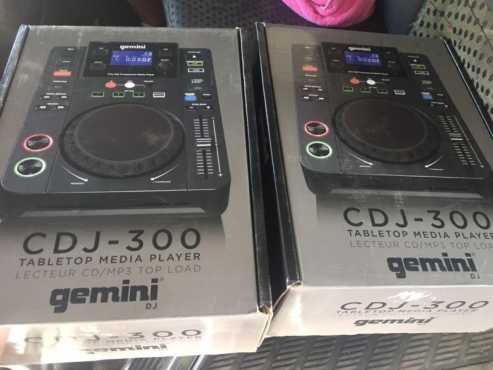 Basically Brand New 2x Gemini CDJ-300 USB CD Table top media players for sale...