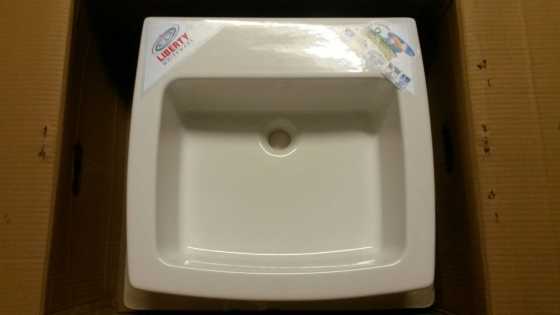 Basin for Sale. Bathroom Basin, white ceramic, brand new