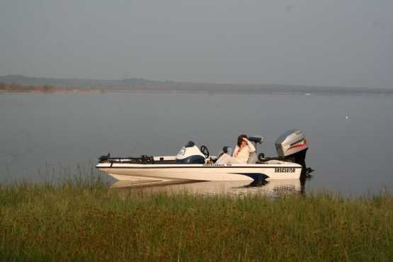 Bass Boat, Crackleback 500 with Mariner 150 EFI V6 Outboard