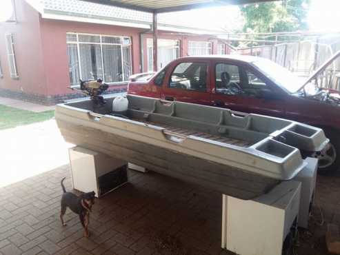 Bassbait boat