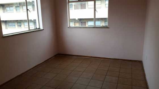 Batchelor Flat Ivanhoe 301 Smuts str Vereeniging