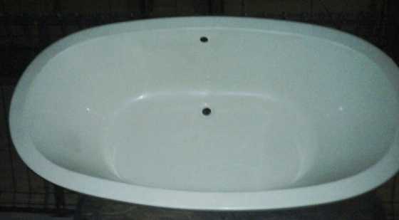 Bath, basin amp toilet set NEW