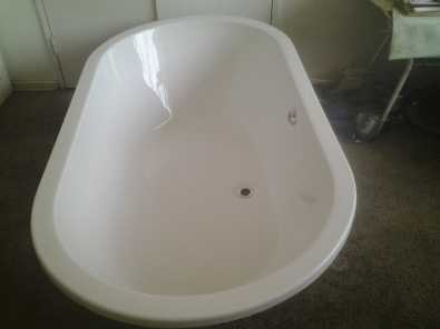 Bath fibreglass new