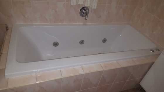 Bathtub 6 jet spa