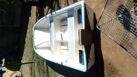 bazz boat 4 sale