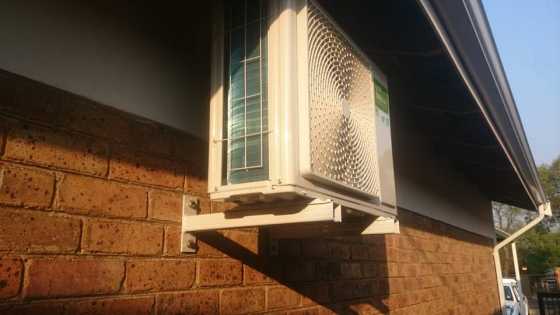 Beat the heat days with a Sir Air or LG, Air conditioner