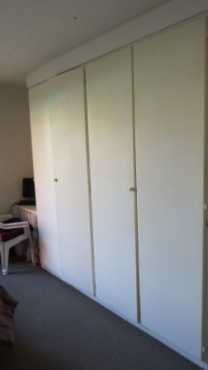 Beautiful 1 Bedroom ground corner Unit for sale