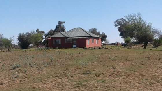 Beautiful 15.5H Small Holding Farm for Sale