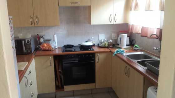 Beautiful 2 bed 1 bathtoom duplex to rent in Annlin