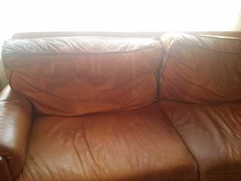 beautiful 3 piece leather couches.