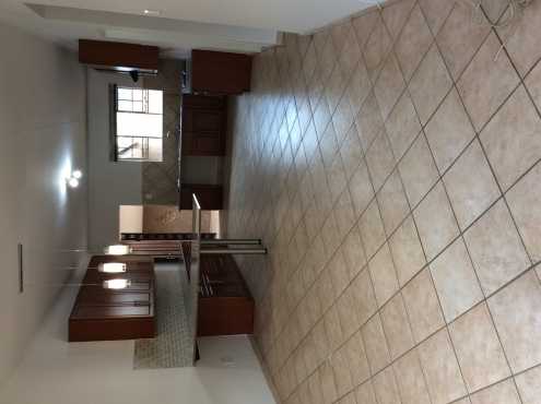 Beautiful amp exquisite 3 bedroom, 2 bathroom cluster in a secure complex in Jo039burg South