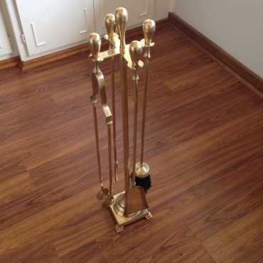 Beautiful antique brass fire place utensils for sale in excellent condition