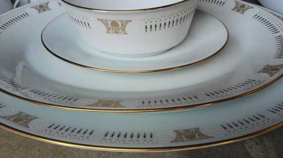 Beautiful Full Noritake set