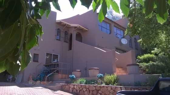 Beautiful house in Rangeview ext 1 Krugersdorp for sale