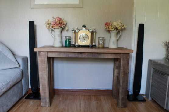 Beautiful Matching Wooden Entrance and Coffee Table - R3000