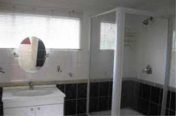 Beautiful Spacious 3bedroom House in CenturionZwartkop R6300