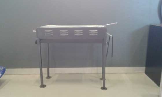 Beautiful stainless steel Braai for sale, Different functions.