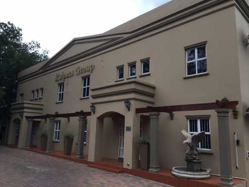 BEAUTIFULL OFFICE BLOCK FOR SALE ON LYTTELTON AVE, CLUBVIEW, CENTURION, WITH MAIN ROAD VISIBILITY