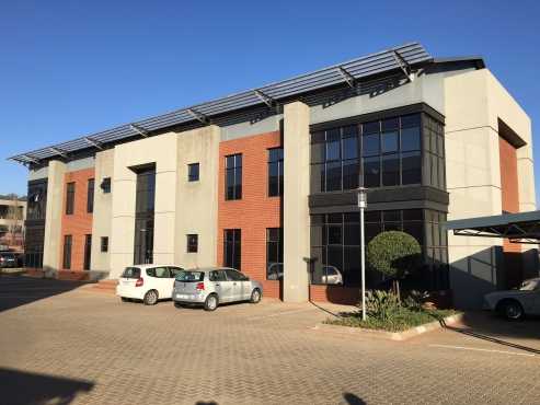 BEAUTIFULL OFFICE BLOCK TO LET IN ROUTE 21 CORPORATE PARK, CENTURION