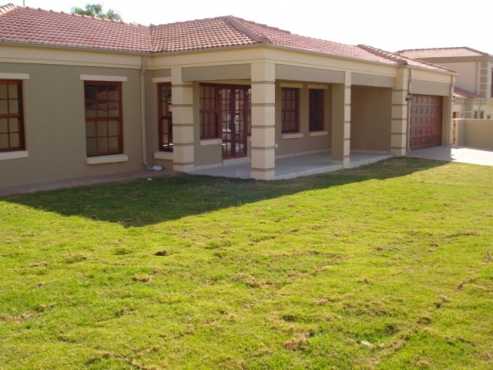 Beautifully appointed home in secure enclave of Kyalami Ridge