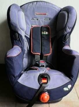 Bebe Comfort car seat, 0 to 18kg.