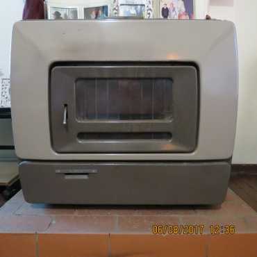 Becker Anthracite Stove