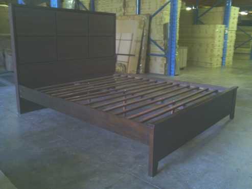 BED QUEEN SIZE WOODEN