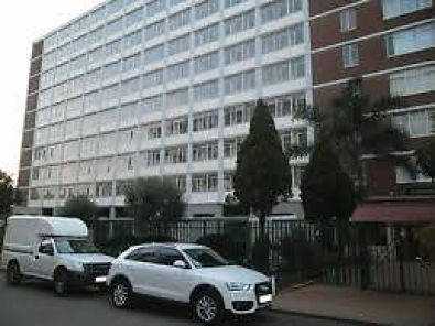 BEDFORD GARDENS 1.5bedroomed apartment to let