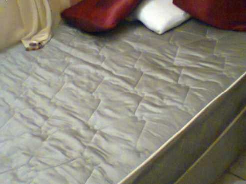 Bed,Mattress and 2  big pillows for  urgent sales. In great condition