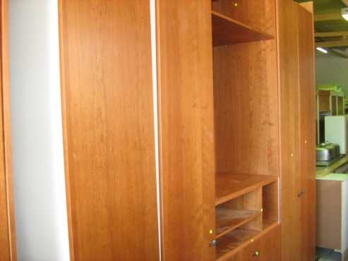 bedroom furniture-Cherrywood BIC039s 3,1m and 2600 high