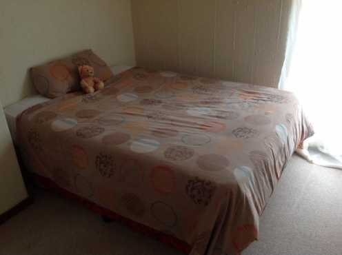 Bedroom with Bed available on Beyers Naude Windsor