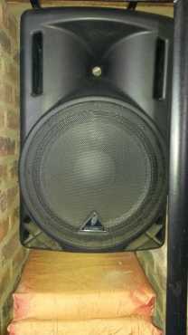 BEHRINGER B212A POWERED SPEAKERS FOR SALE