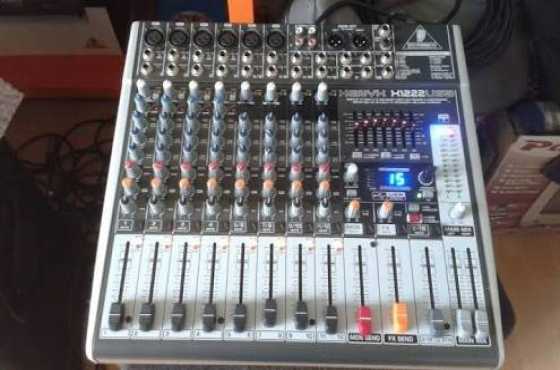 Behringer xenyx x1222fx usb mixer