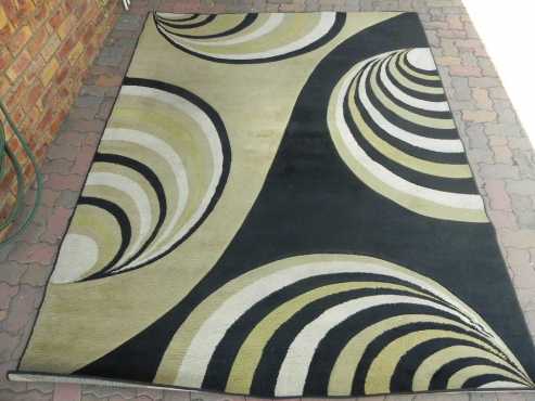 Beige and Black Carpet