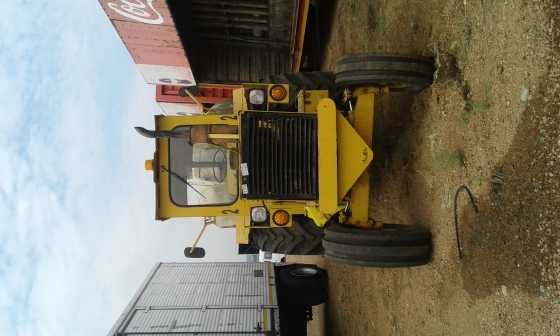 Bell 120l tow tractor  10 000l tank