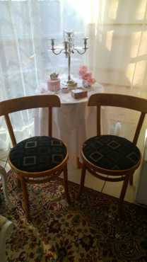 bentwood antique chairs to buy a piece  R300 Neg or R600 a set