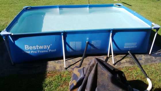 bestway swembad met staal frame