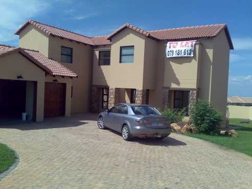 Beutiful view, 3 Bedroom, double story house in Clearview Estate for rent